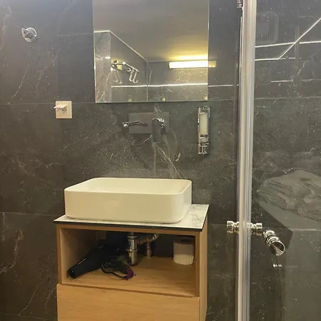 Zotos Luxury & Selanik