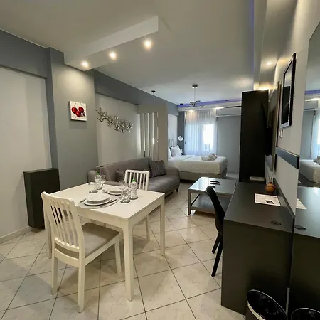 Zotos Luxury & شقة *